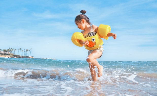 parent child swim lessons